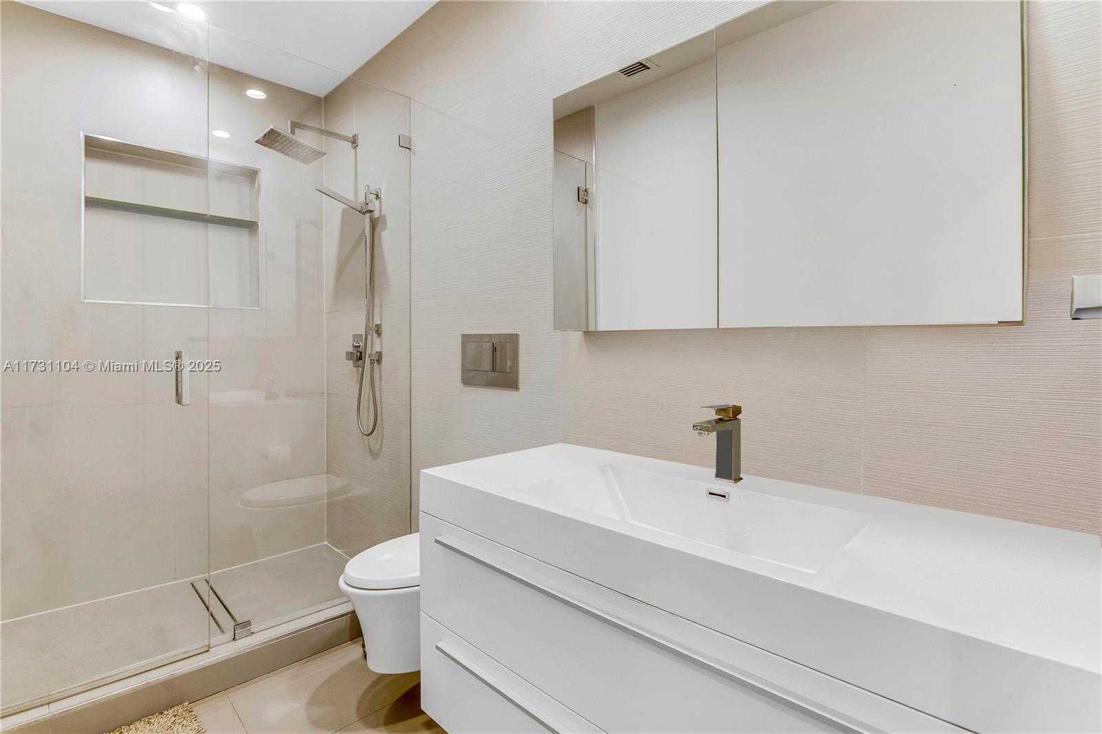 Small Image of 8858 FROUDE AVE, Surfside Number 28