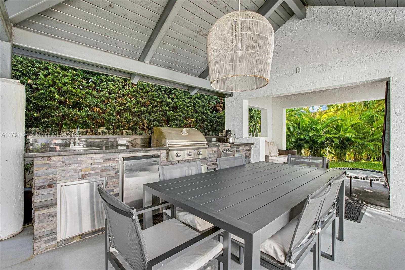 Small Image of 8858 FROUDE AVE, Surfside Number 34
