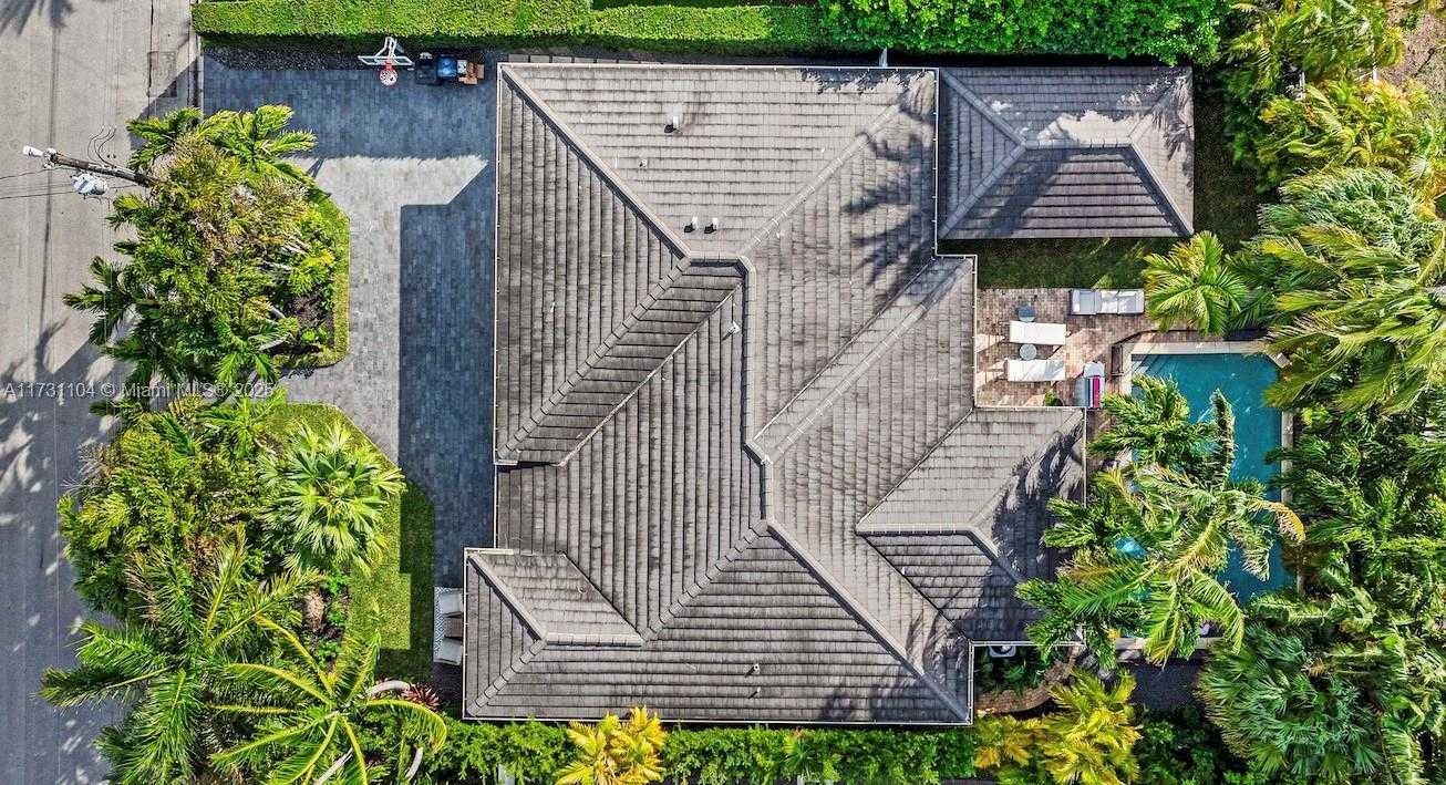Small Image of 8858 FROUDE AVE, Surfside Number 9