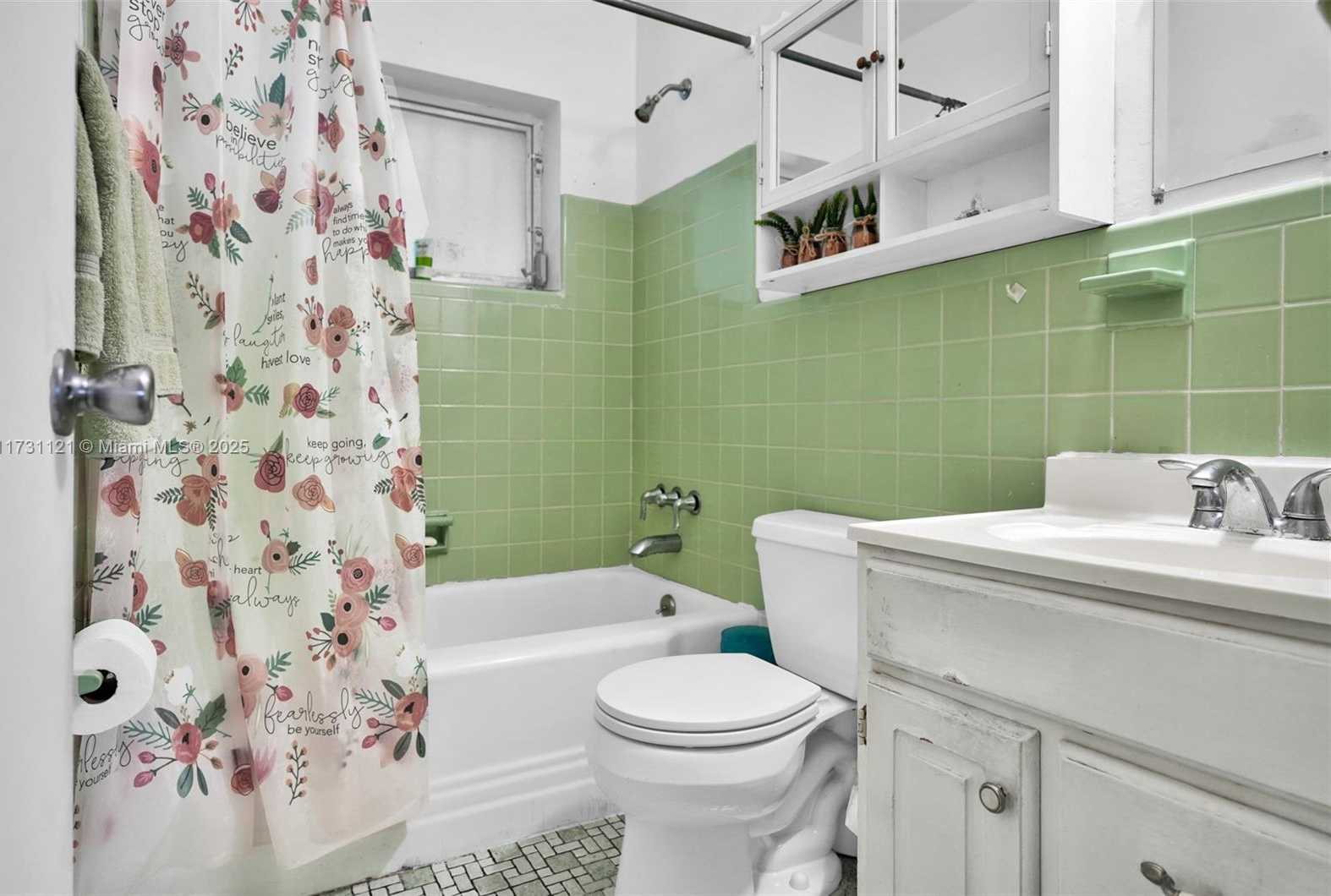 Small Image of 2100 NORTH EAST 185TH ST, North Miami Beach Number 15