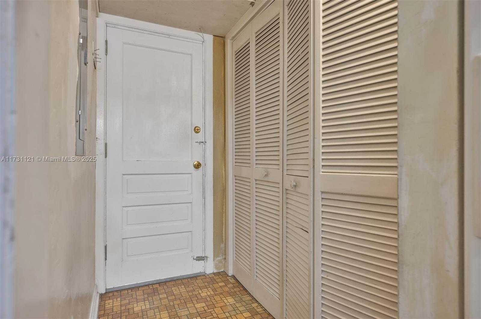 Small Image of 2100 NORTH EAST 185TH ST, North Miami Beach Number 9