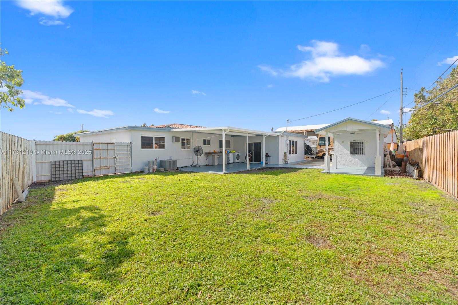 Small Image of 451 WEST 39TH ST, Hialeah Number 11