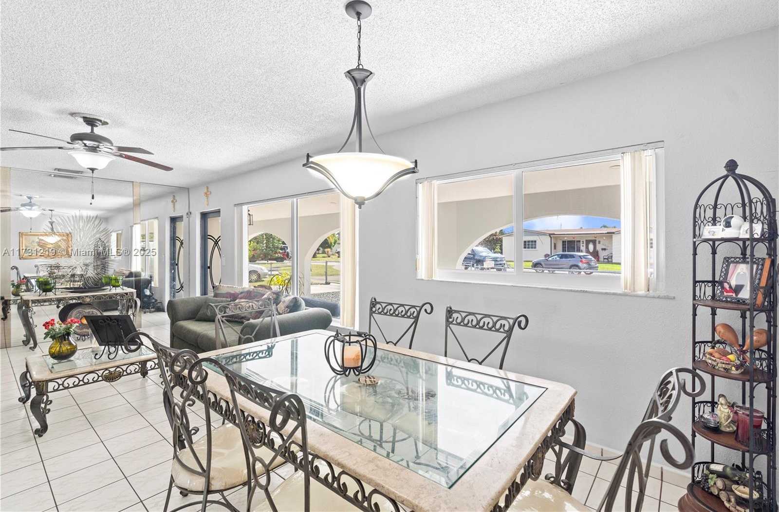 Small Image of 451 WEST 39TH ST, Hialeah Number 12