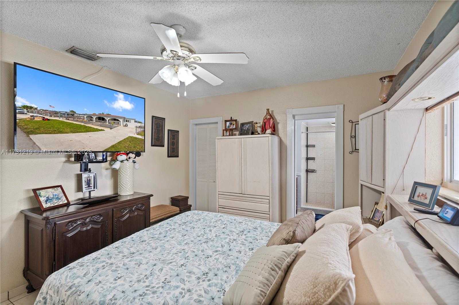 Small Image of 451 WEST 39TH ST, Hialeah Number 26