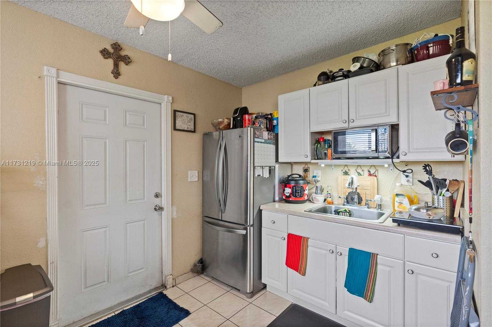 Small Image of 451 WEST 39TH ST, Hialeah Number 39