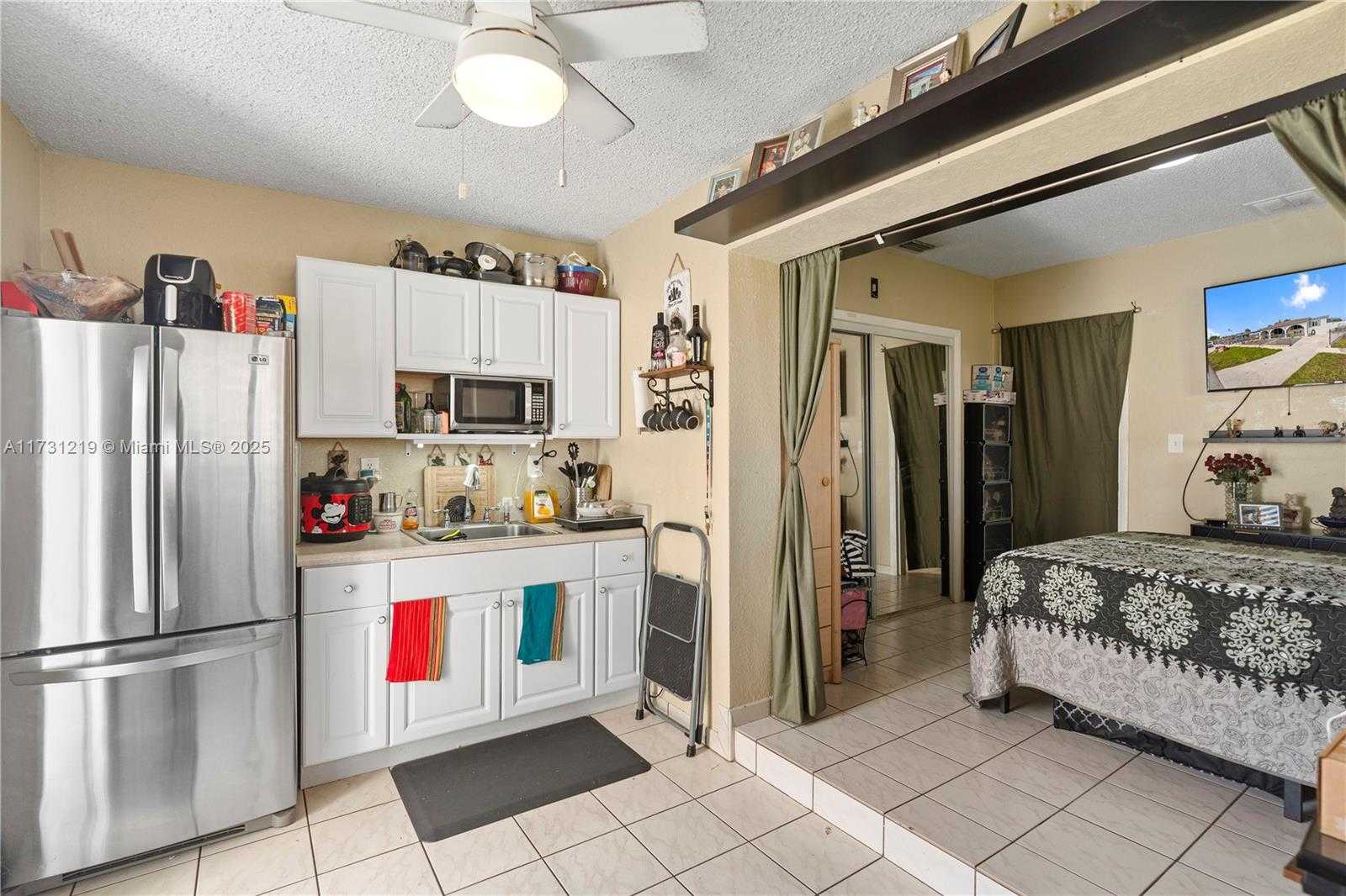 Small Image of 451 WEST 39TH ST, Hialeah Number 40