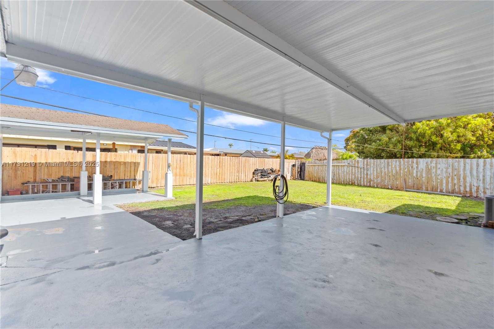 Small Image of 451 WEST 39TH ST, Hialeah Number 7