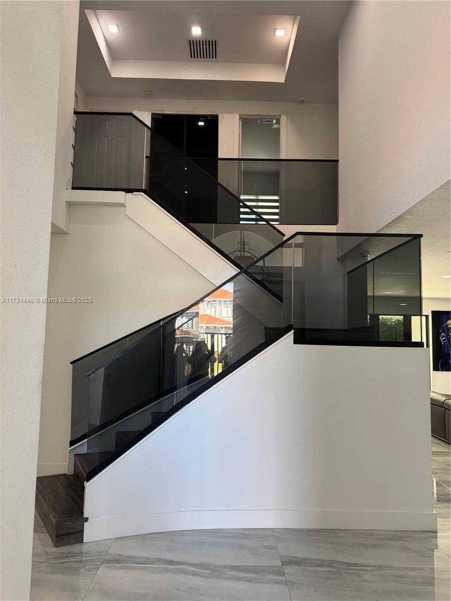 Small Image of 7796 SOUTH WEST 193RD LN, Cutler Bay Number 12