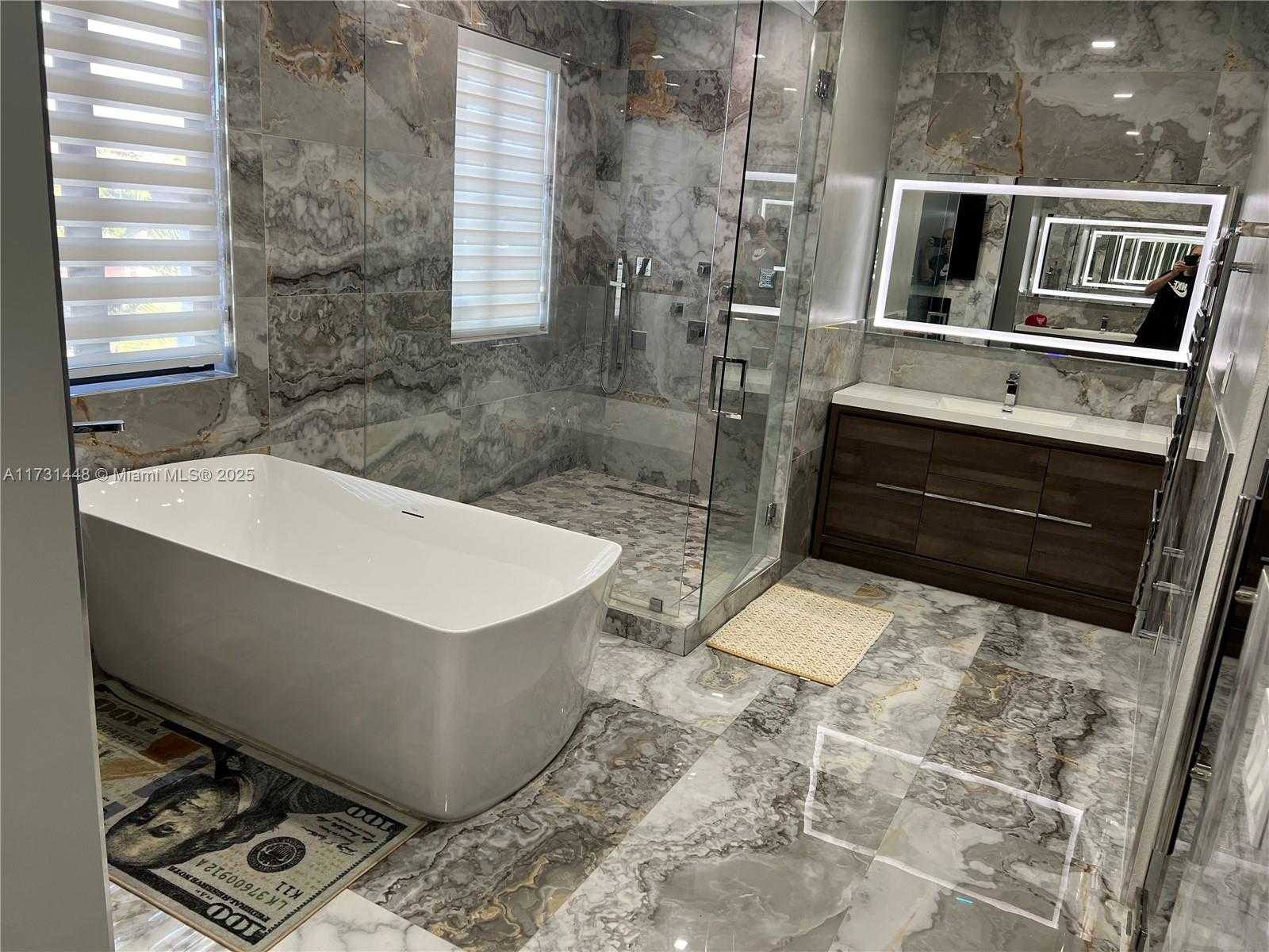 Small Image of 7796 SOUTH WEST 193RD LN, Cutler Bay Number 26