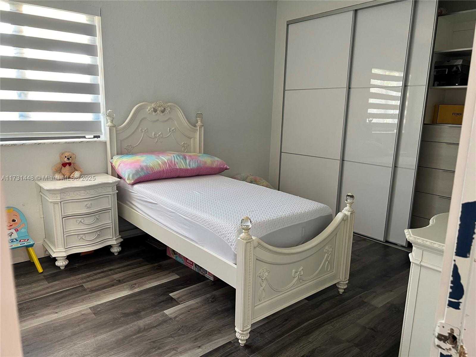 Small Image of 7796 SOUTH WEST 193RD LN, Cutler Bay Number 33