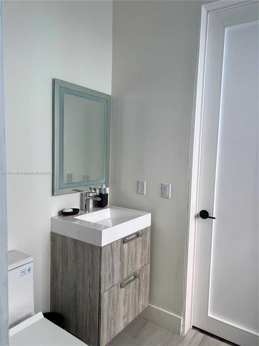 Small Image of 7796 SOUTH WEST 193RD LN, Cutler Bay Number 34