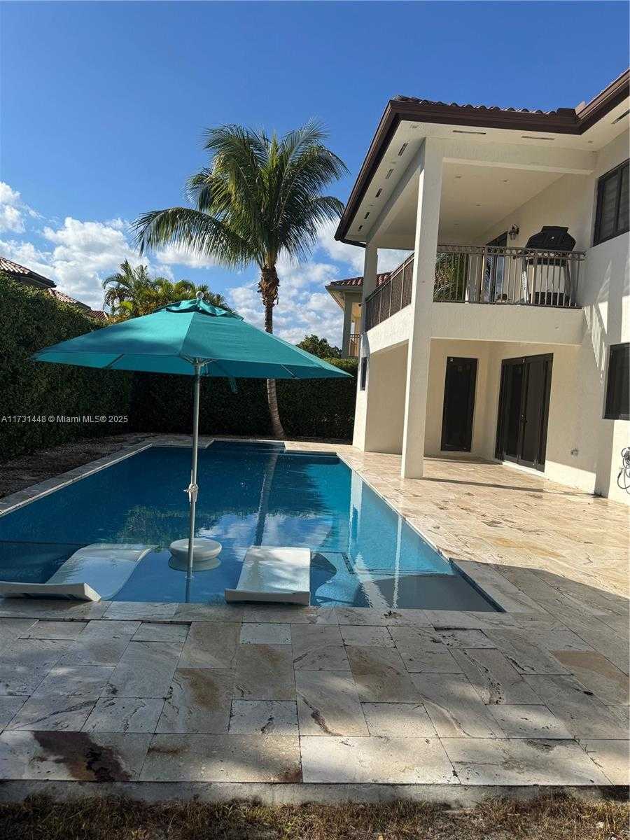 Small Image of 7796 SOUTH WEST 193RD LN, Cutler Bay Number 39