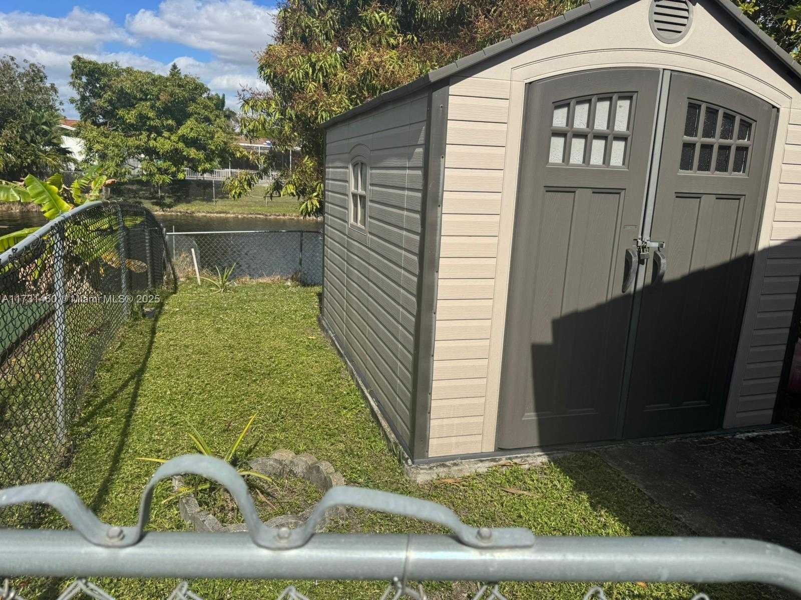 Small Image of 9451 NORTH WEST 20TH PL, Sunrise Number 11