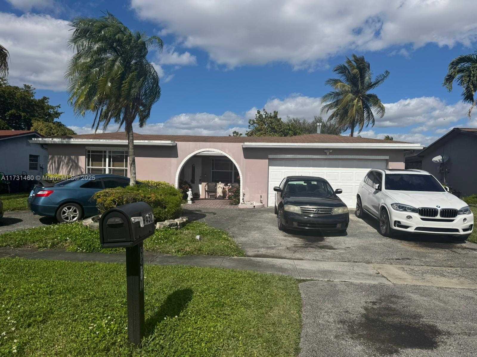 Small Image of 9451 NORTH WEST 20TH PL, Sunrise Number 2