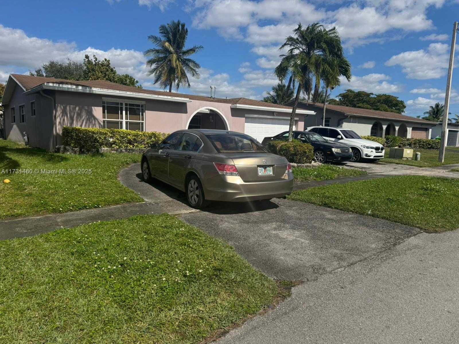 Small Image of 9451 NORTH WEST 20TH PL, Sunrise Number 3