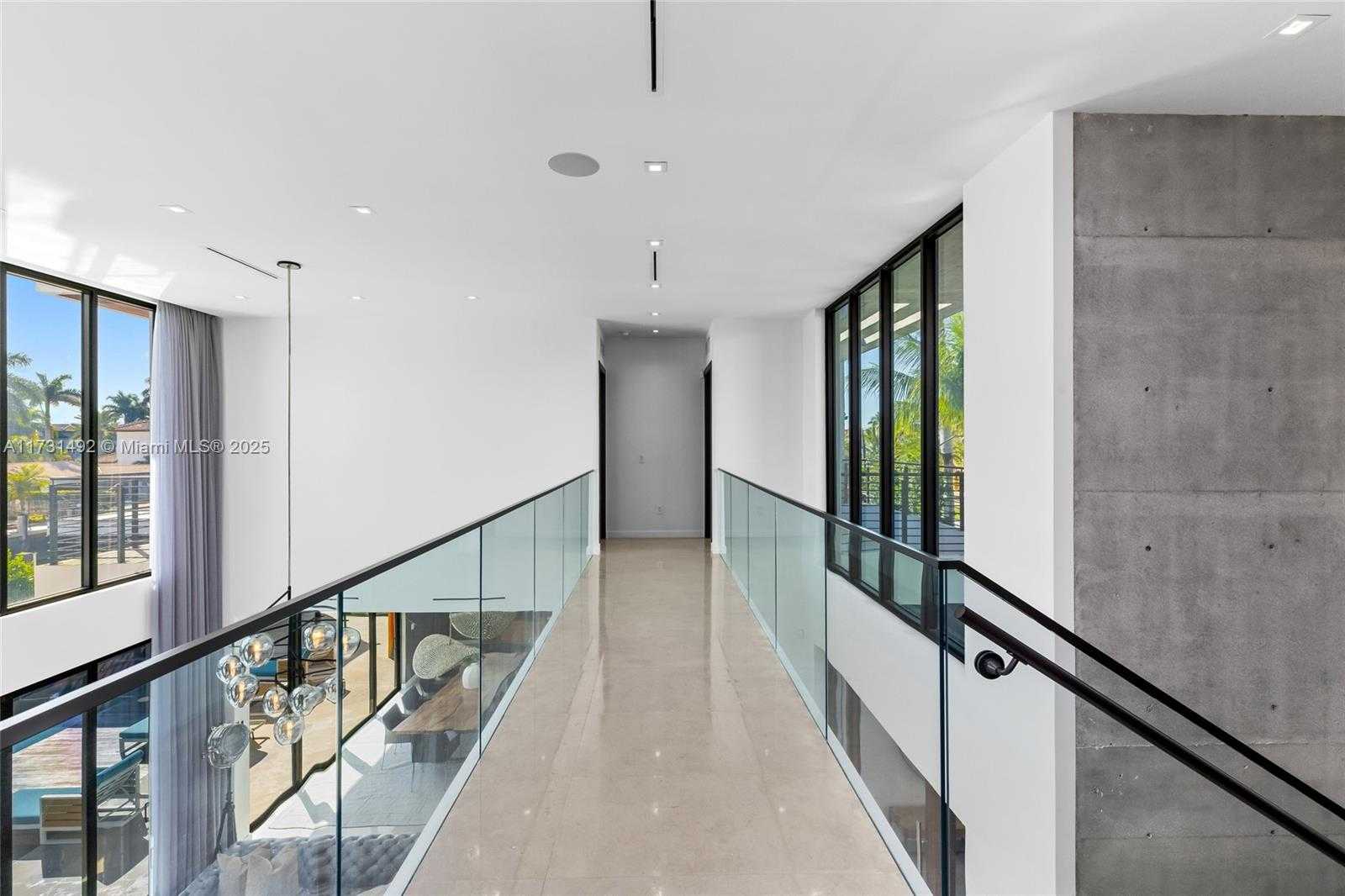 Small Image of 3462 NORTH EAST 171ST ST, North Miami Beach Number 24