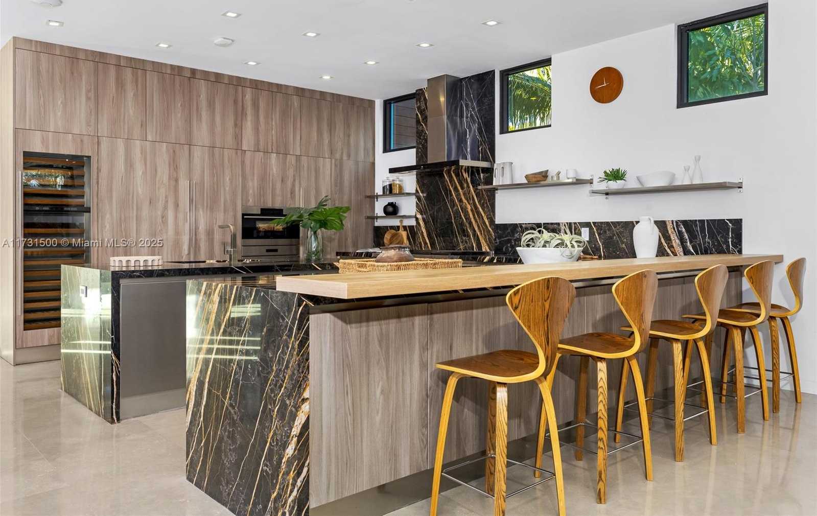 Small Image of 17050 NORTH EAST 35TH AVE, North Miami Beach Number 20