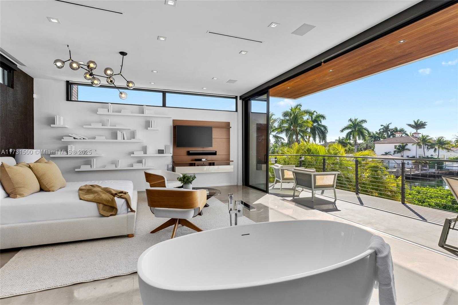 Small Image of 17050 NORTH EAST 35TH AVE, North Miami Beach Number 30