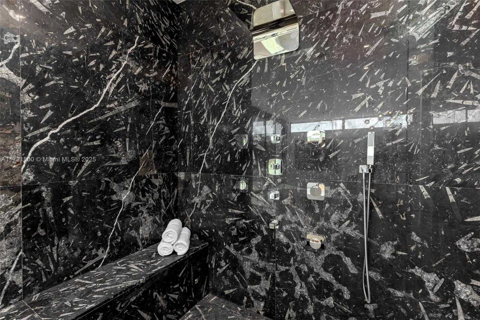 Small Image of 17050 NORTH EAST 35TH AVE, North Miami Beach Number 35
