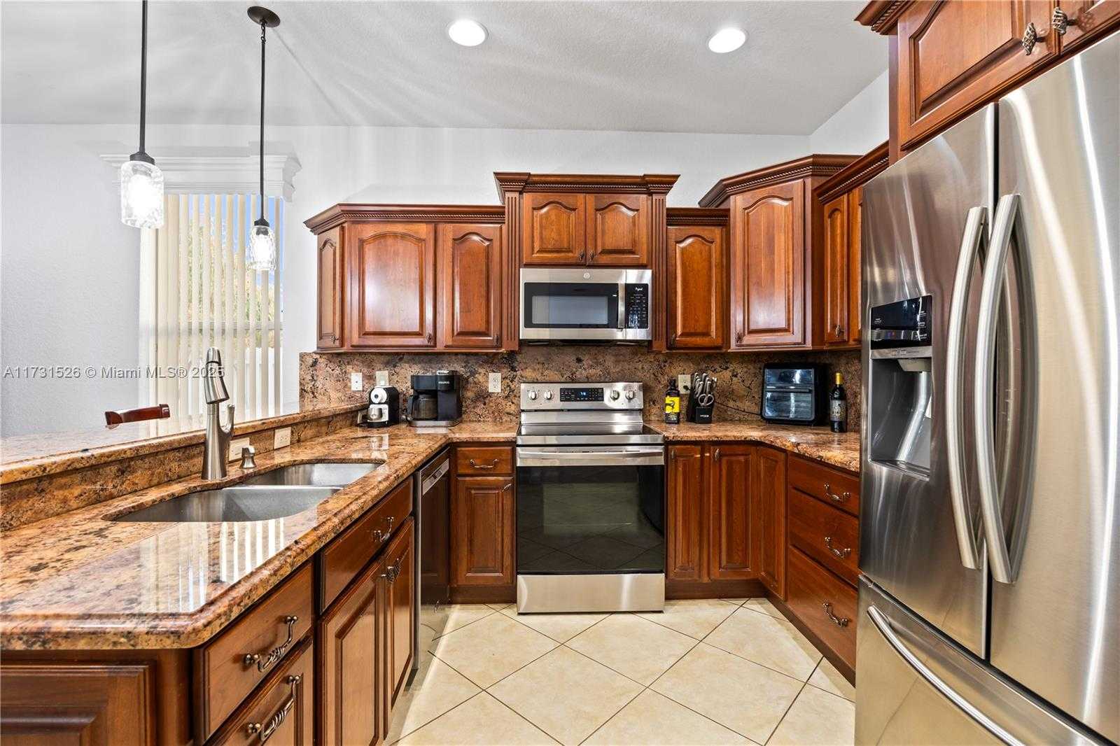 Small Image of 16341 SOUTH WEST 29TH ST, Miramar Number 11