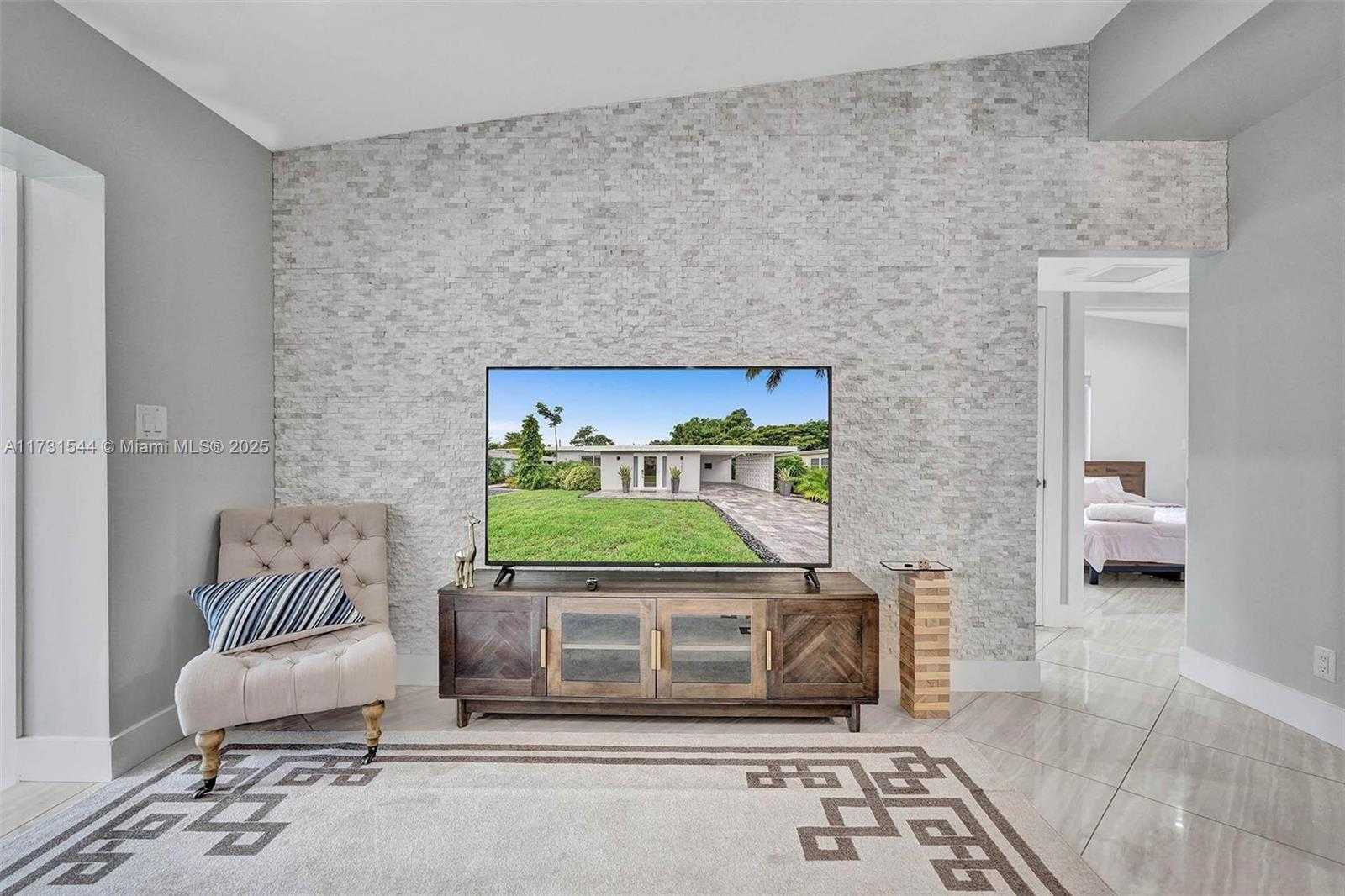 Small Image of 1621 NORTH VICTORIA PARK RD, Fort Lauderdale Number 11