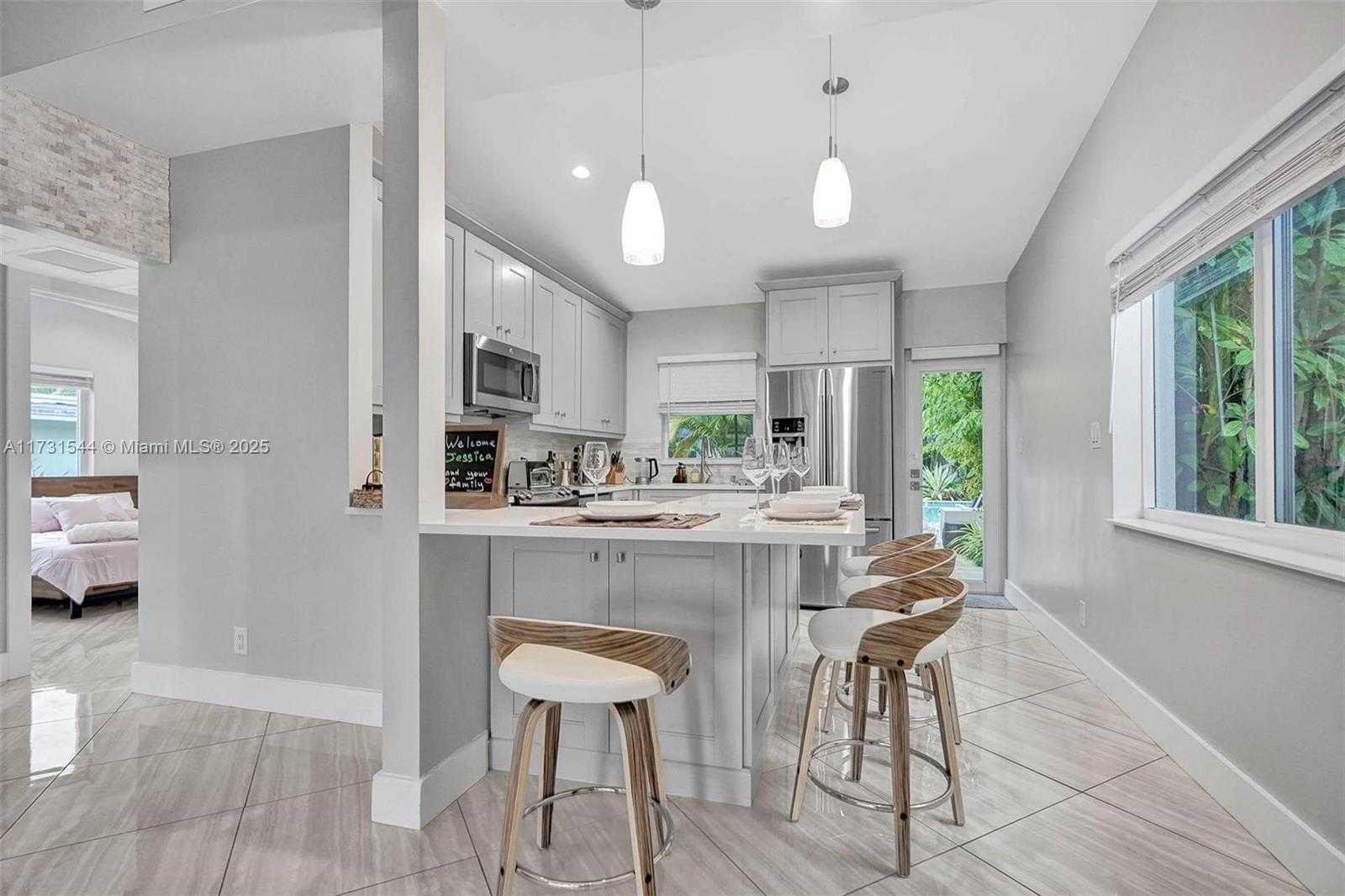 Small Image of 1621 NORTH VICTORIA PARK RD, Fort Lauderdale Number 15
