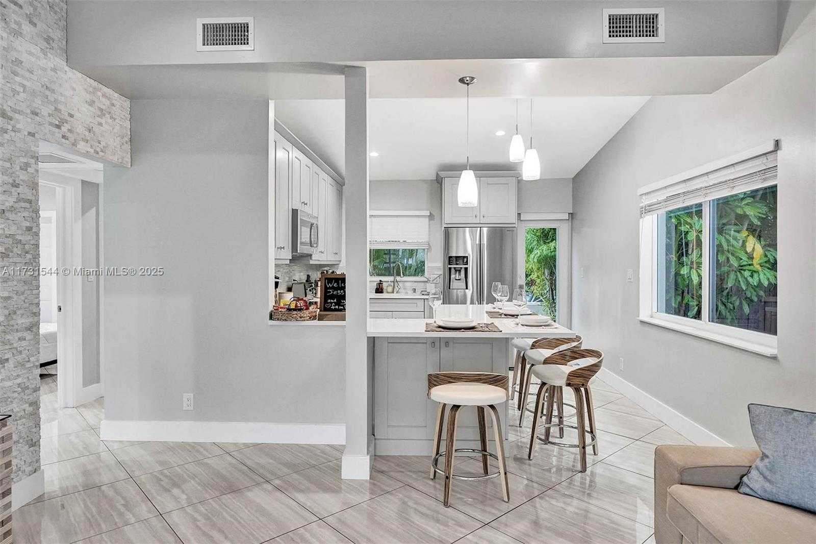 Small Image of 1621 NORTH VICTORIA PARK RD, Fort Lauderdale Number 16