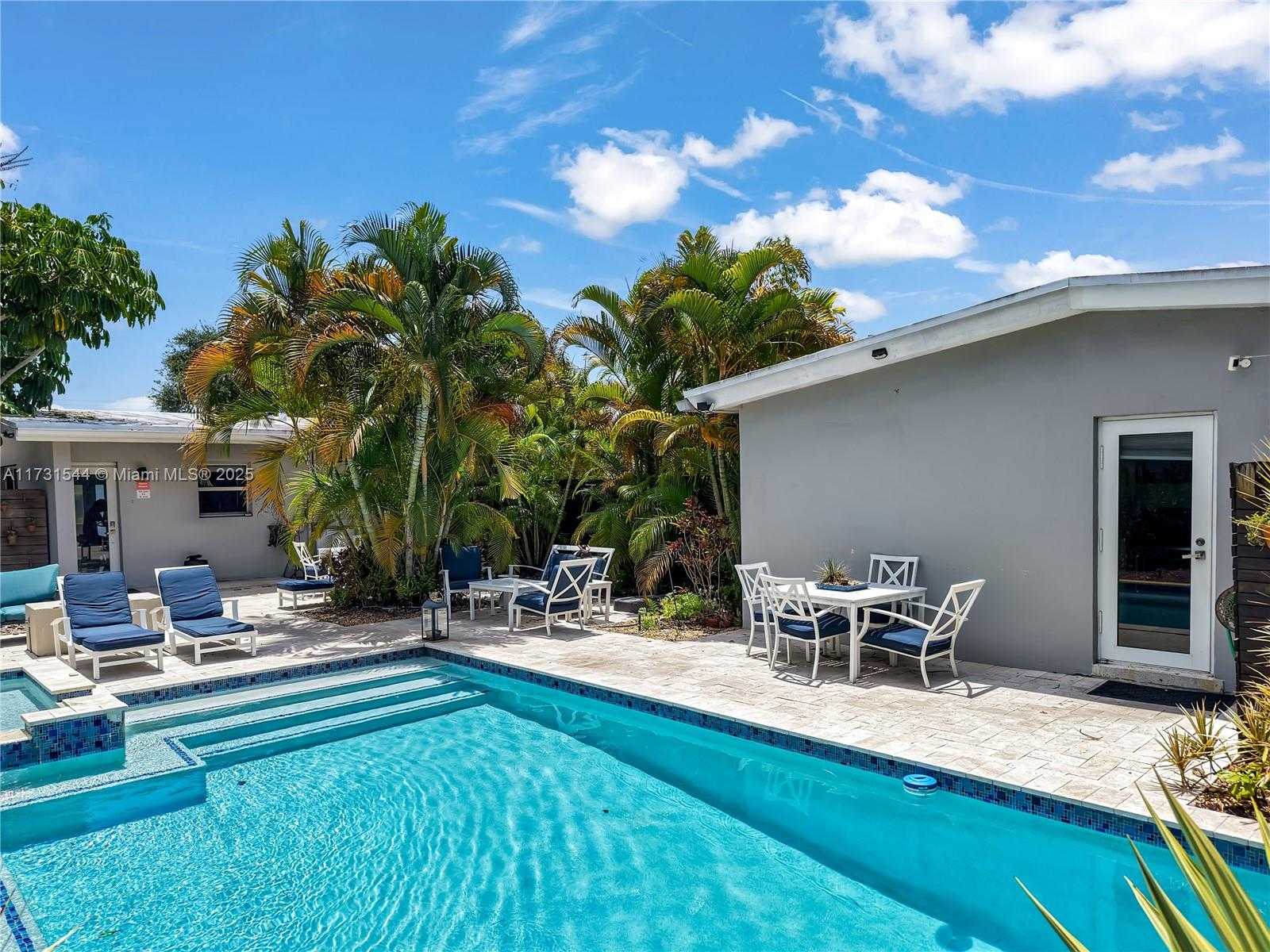 Small Image of 1621 NORTH VICTORIA PARK RD, Fort Lauderdale Number 2