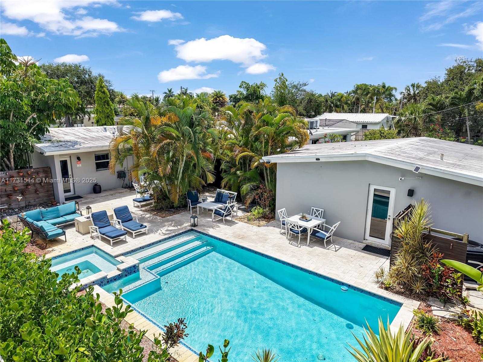 Small Image of 1621 NORTH VICTORIA PARK RD, Fort Lauderdale Number 3