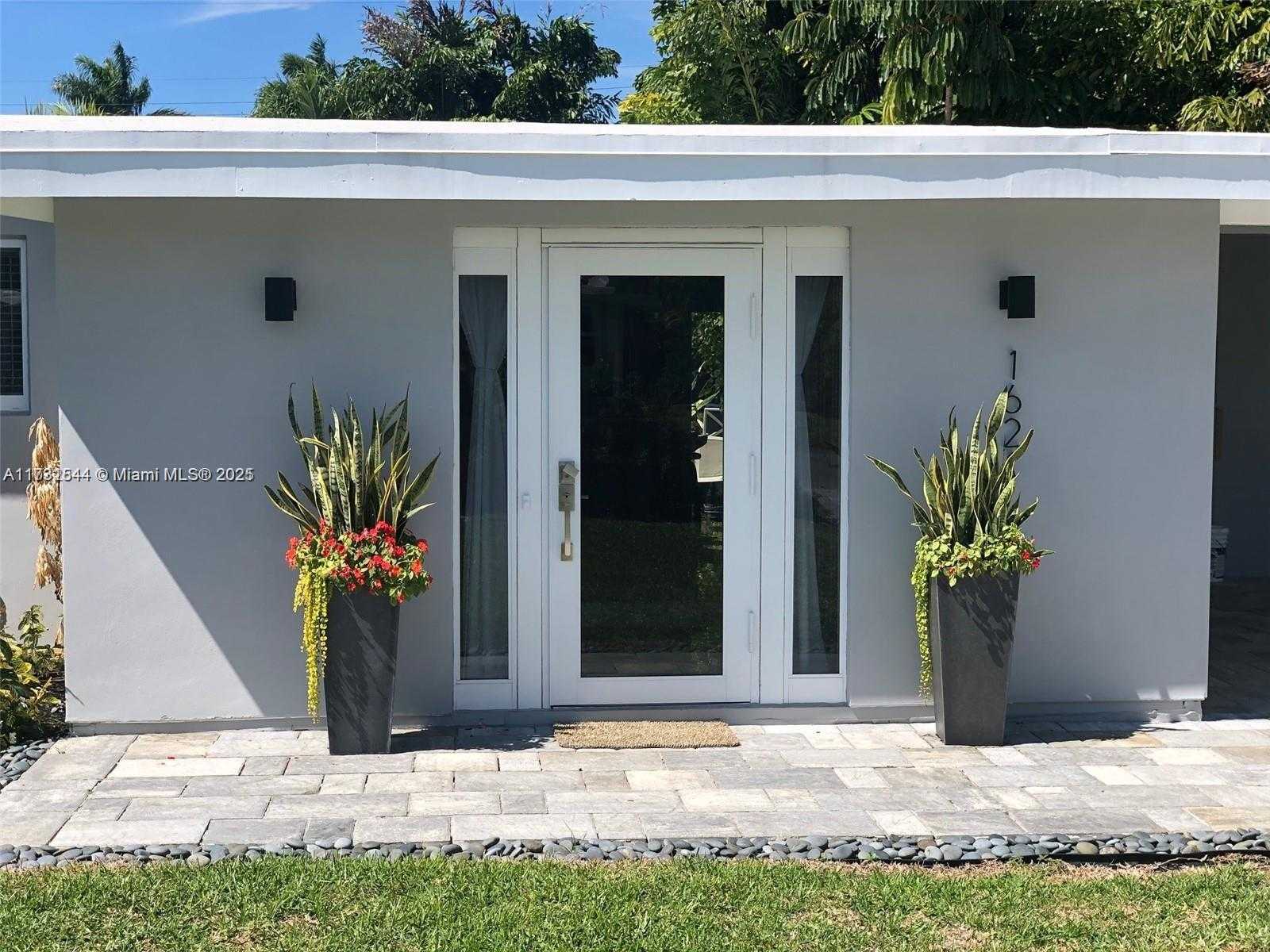 Small Image of 1621 NORTH VICTORIA PARK RD, Fort Lauderdale Number 33