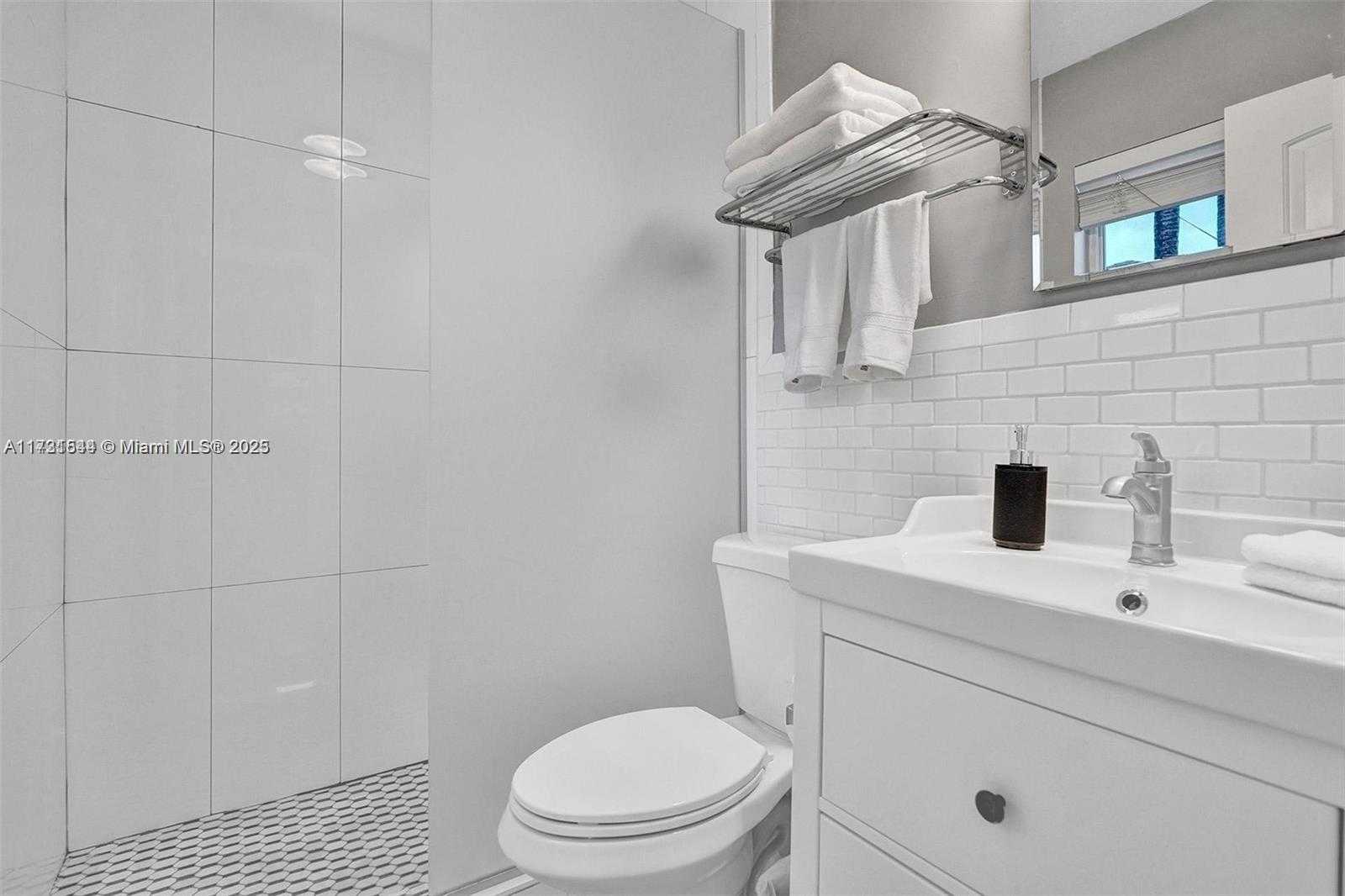 Small Image of 1621 NORTH VICTORIA PARK RD, Fort Lauderdale Number 52
