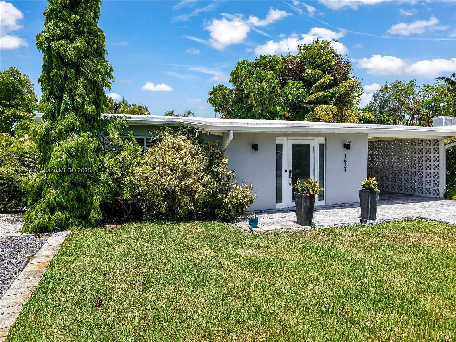 Small Image of 1621 NORTH VICTORIA PARK RD, Fort Lauderdale Number 76