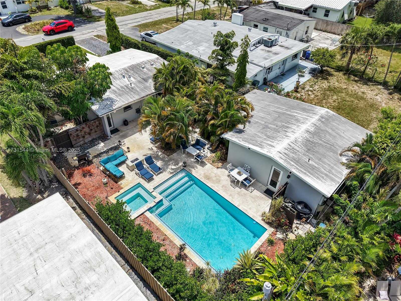 Small Image of 1621 NORTH VICTORIA PARK RD, Fort Lauderdale Number 90