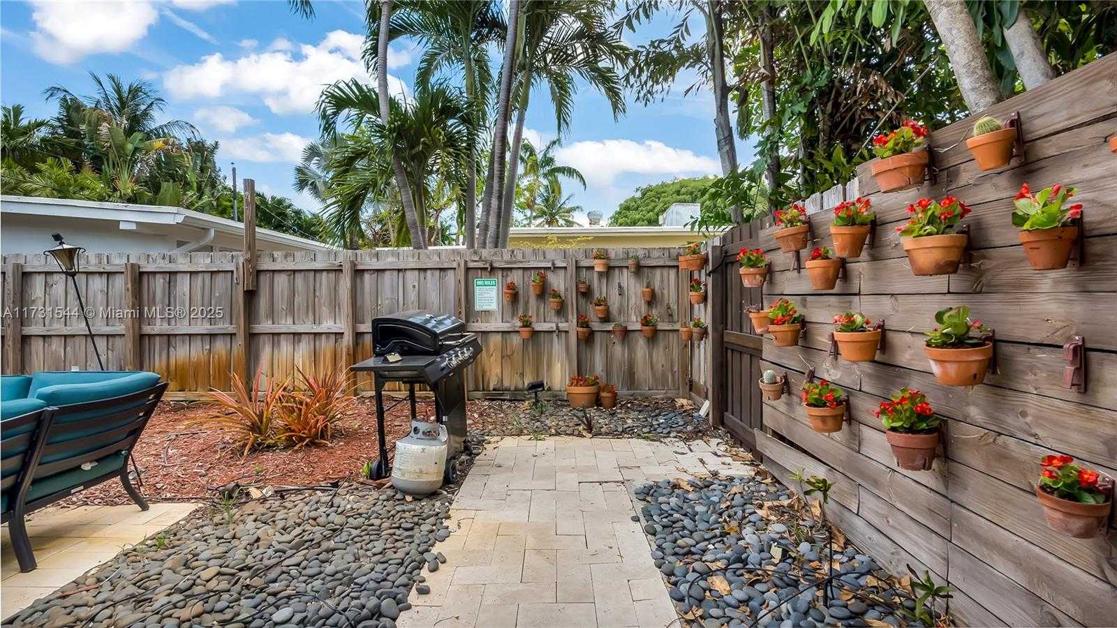 Small Image of 1621 NORTH VICTORIA PARK RD, Fort Lauderdale Number 94