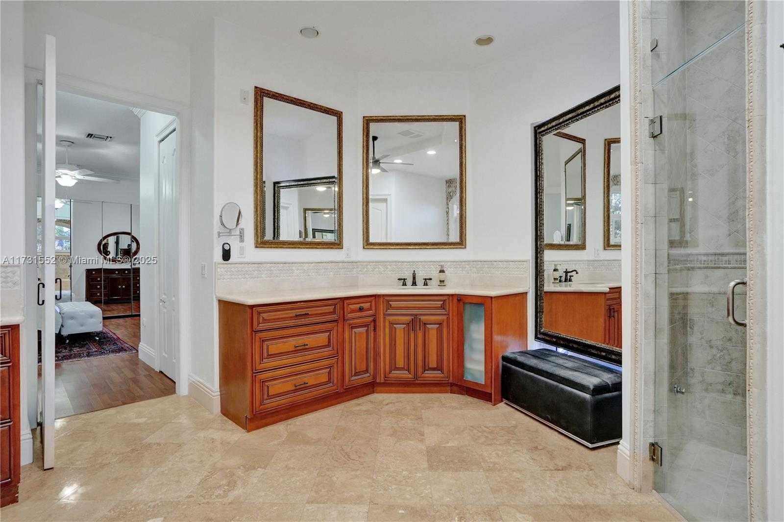 Small Image of 15210 SOUTH WEST 74TH CT, Palmetto Bay Number 31