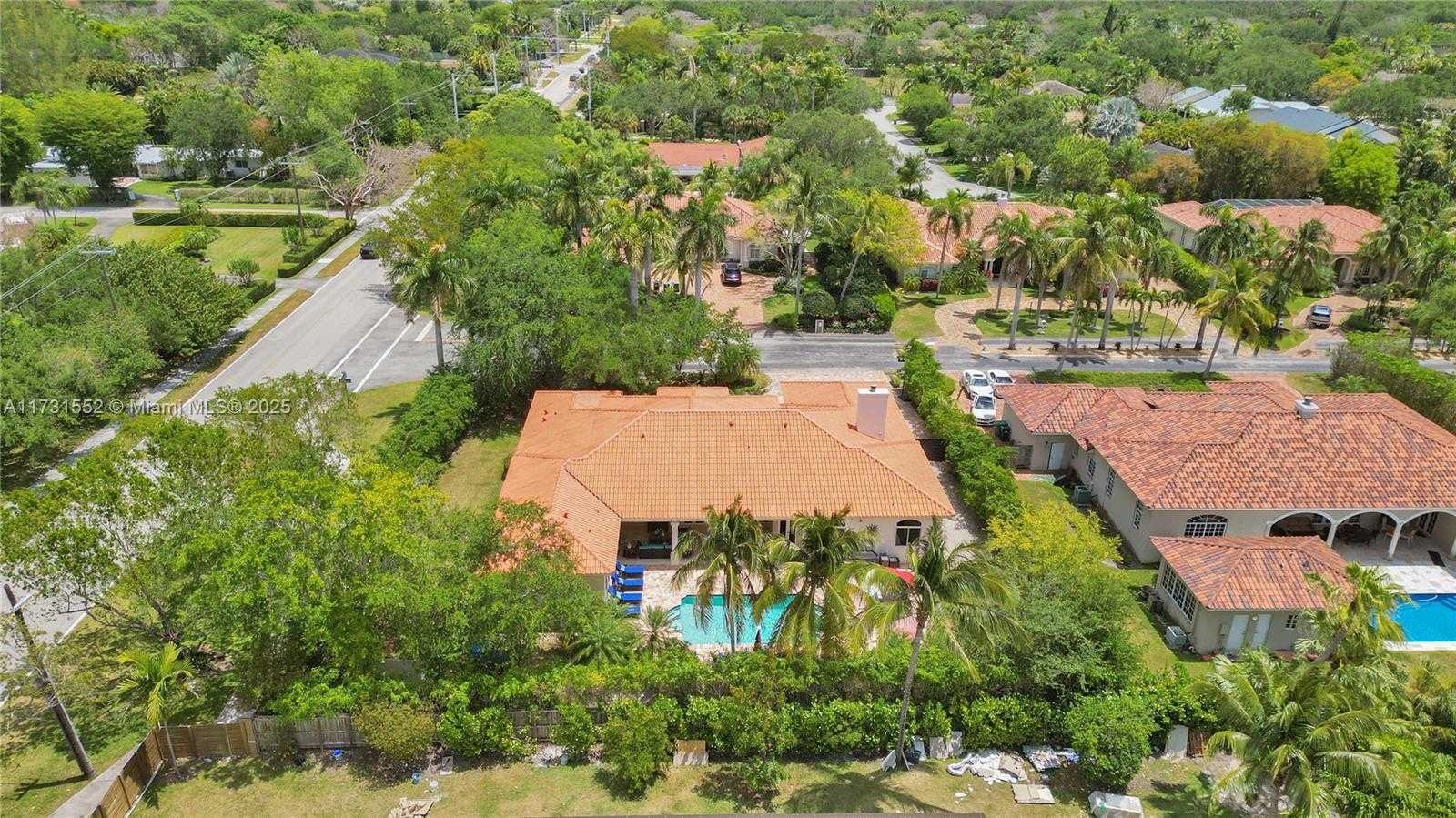 Small Image of 15210 SOUTH WEST 74TH CT, Palmetto Bay Number 5