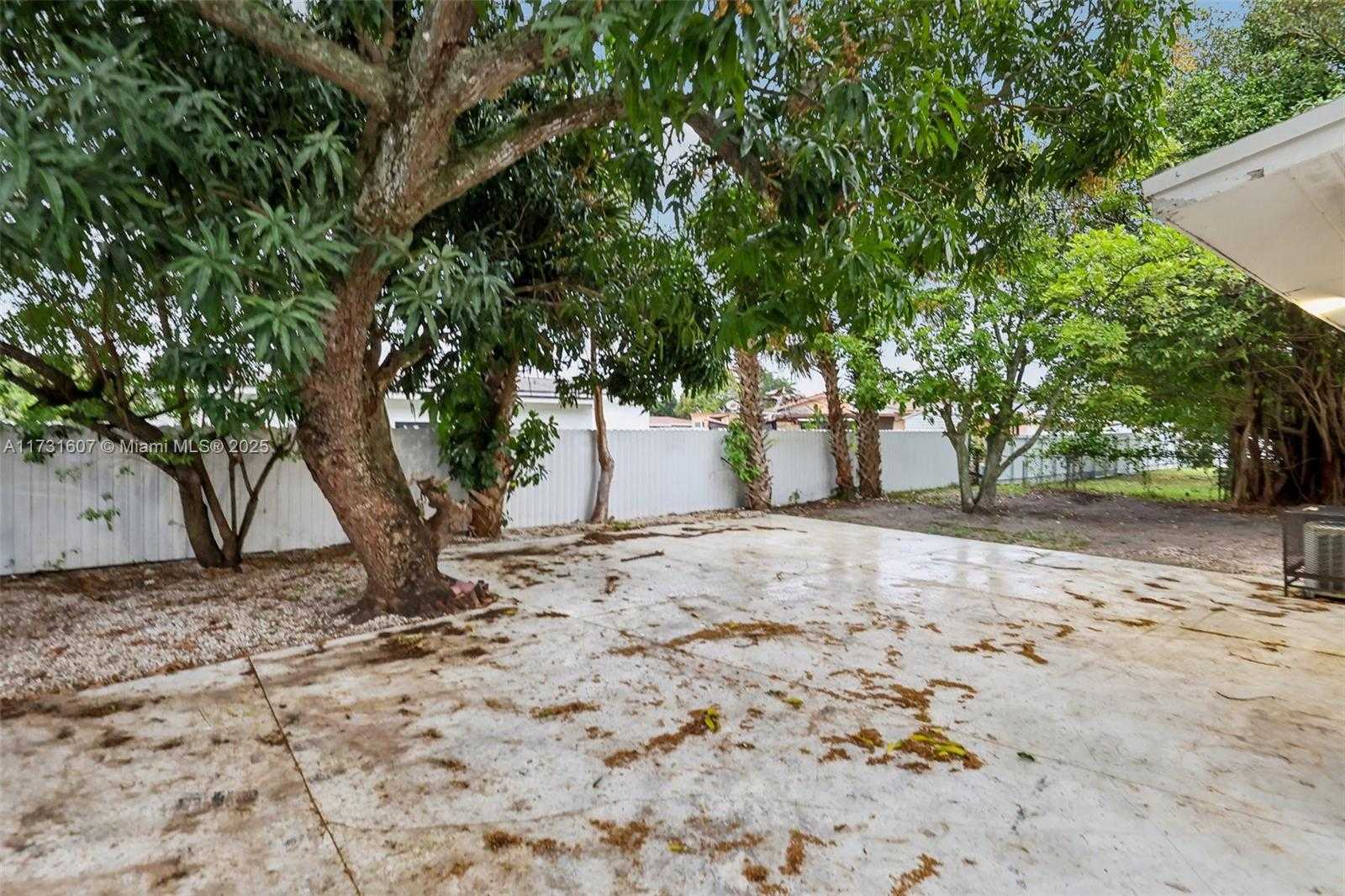 Small Image of 3851 NORTH WEST 172ND TER, Miami Gardens Number 23