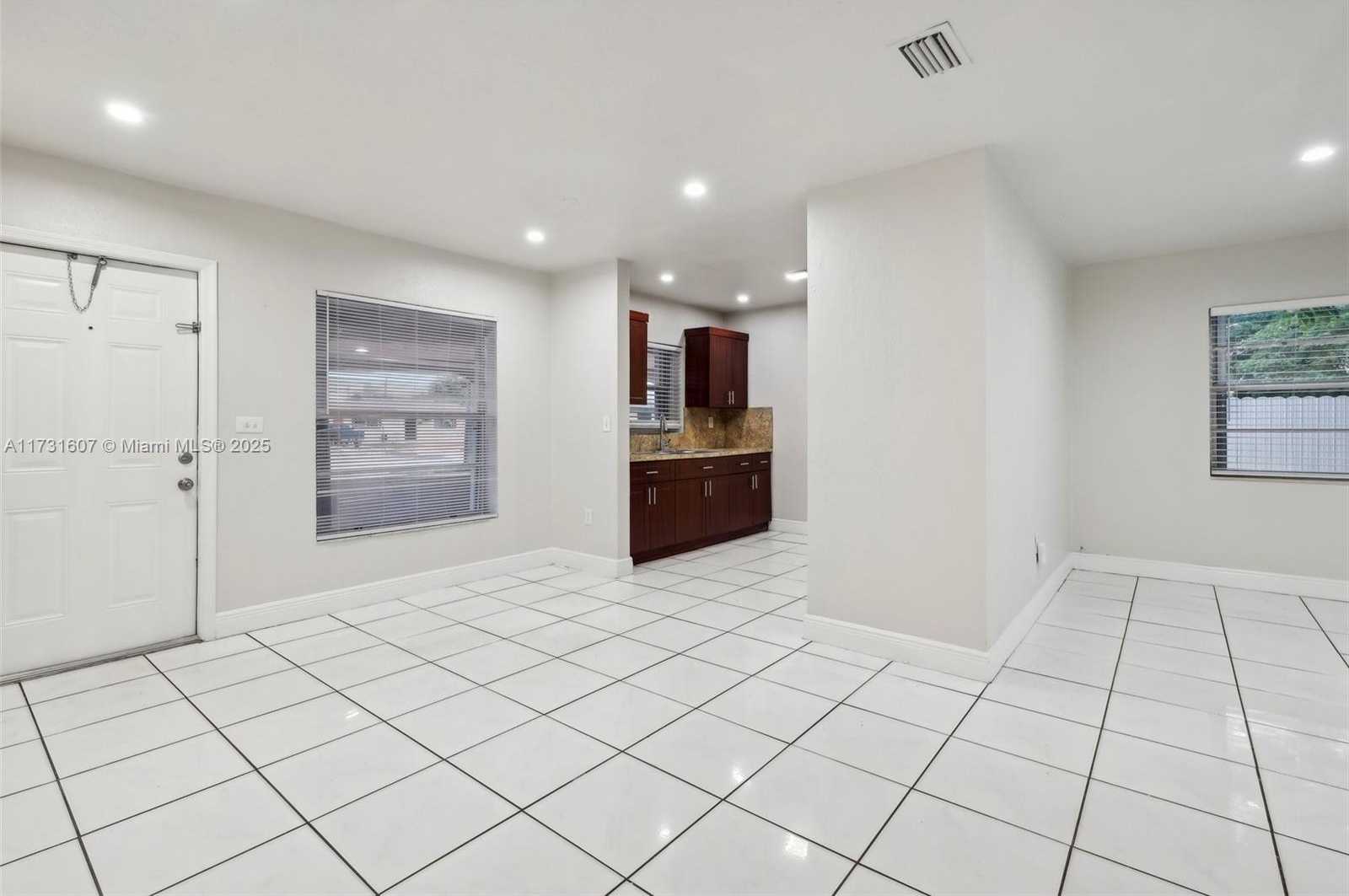 Small Image of 3851 NORTH WEST 172ND TER, Miami Gardens Number 3