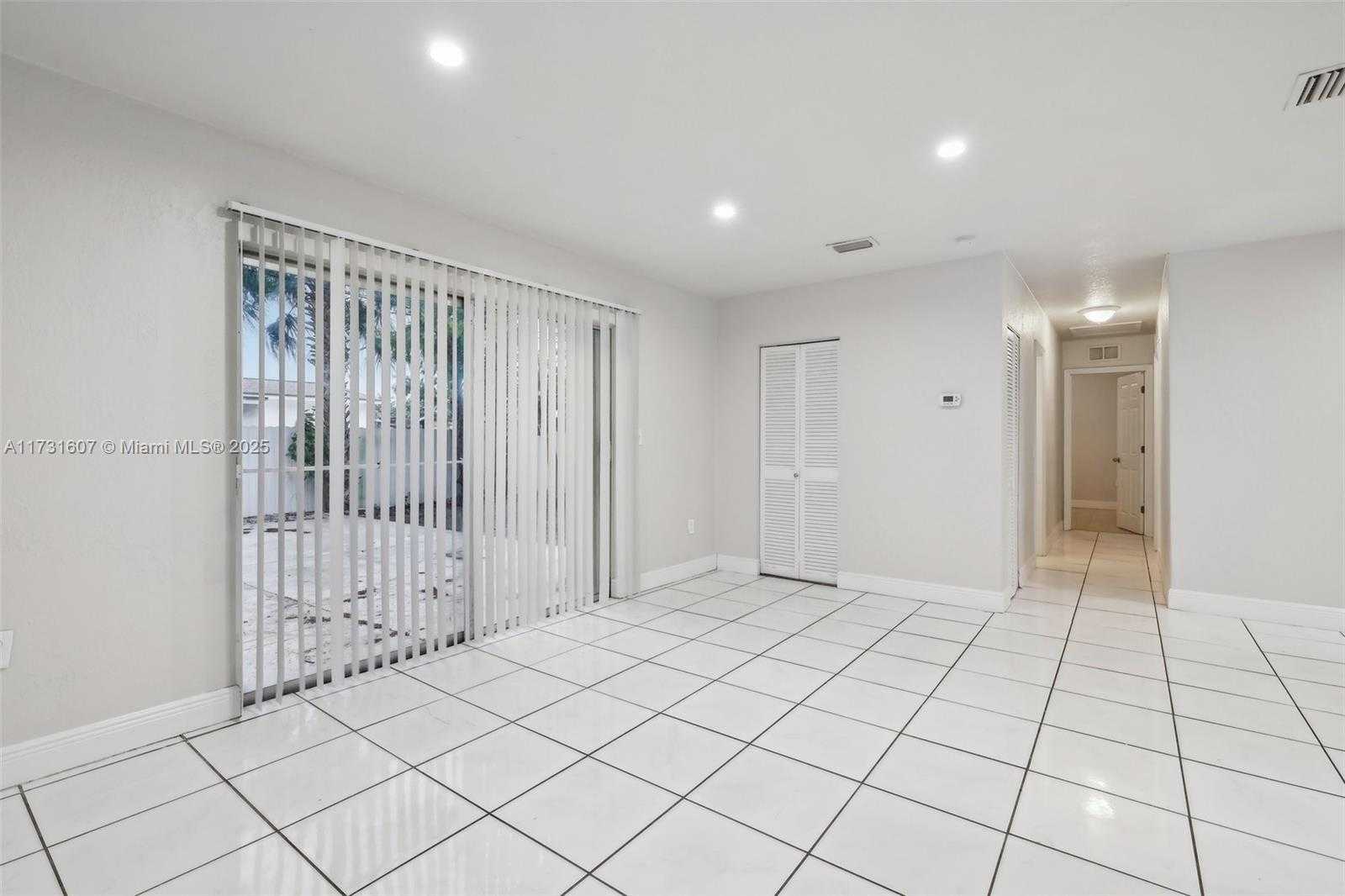 Small Image of 3851 NORTH WEST 172ND TER, Miami Gardens Number 6