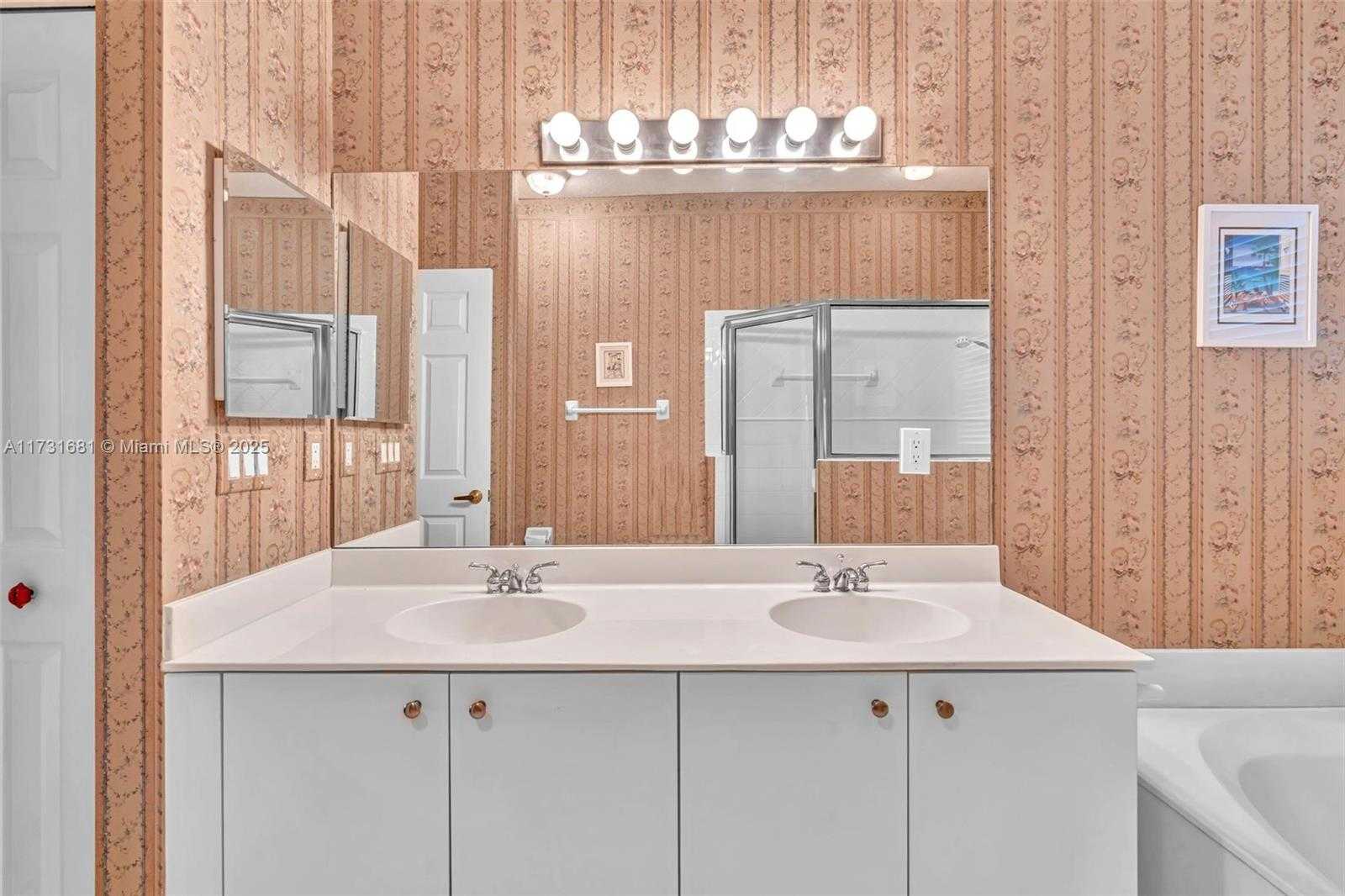 Small Image of 2280 NORTH WEST 72ND WAY, Pembroke Pines Number 22