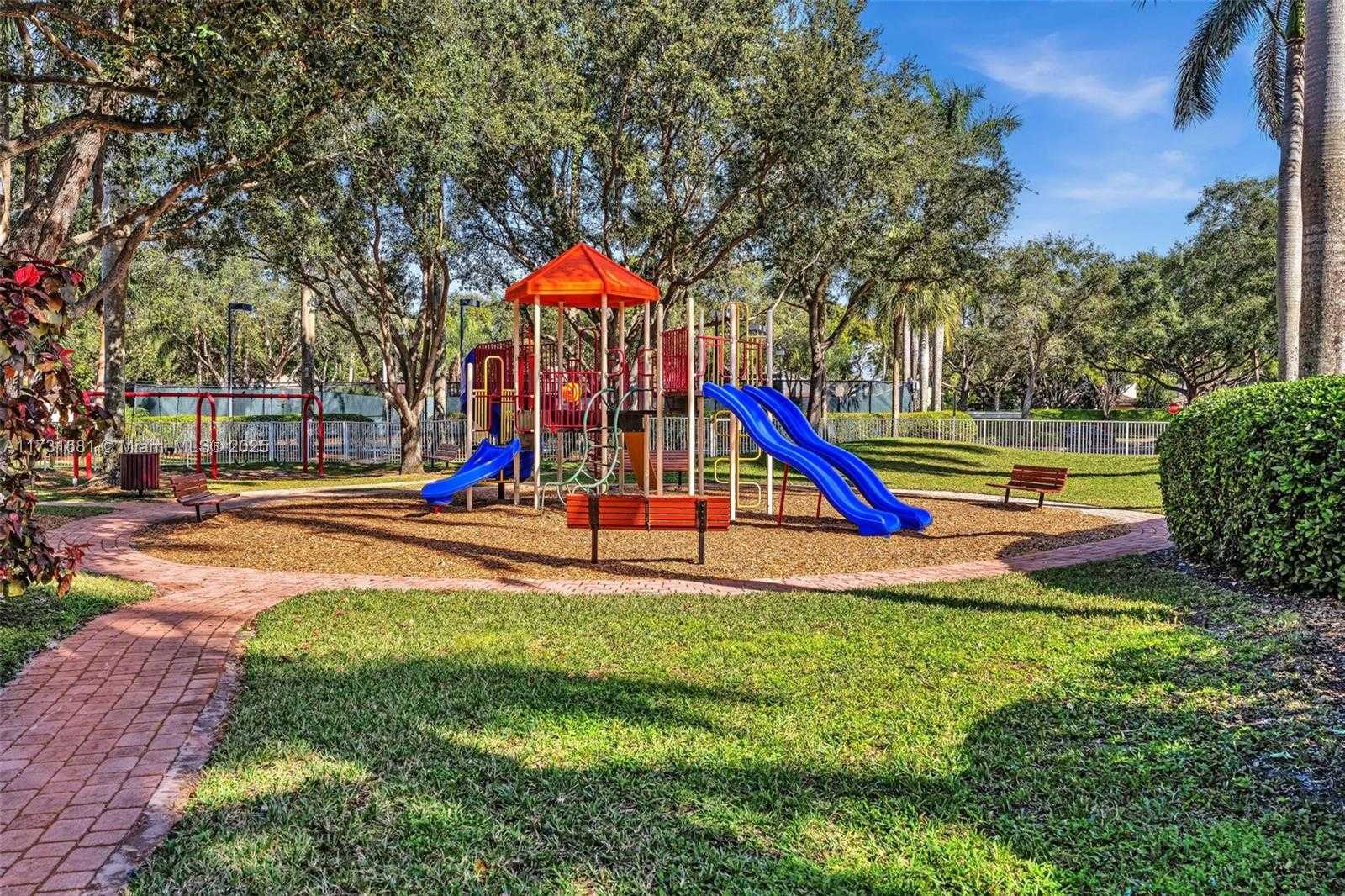 Small Image of 2280 NORTH WEST 72ND WAY, Pembroke Pines Number 33