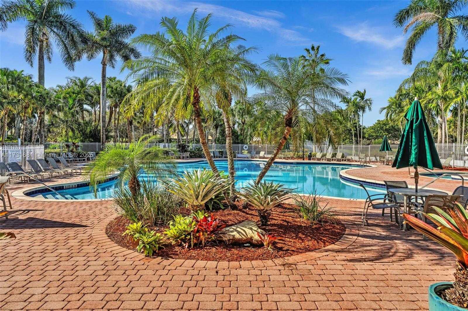 Small Image of 2280 NORTH WEST 72ND WAY, Pembroke Pines Number 36