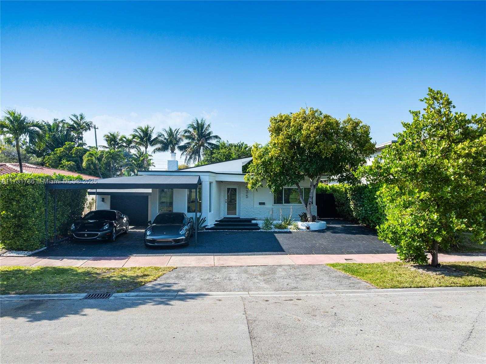 Small Image of 835 FAIRWAY DR, Miami Beach Number 39