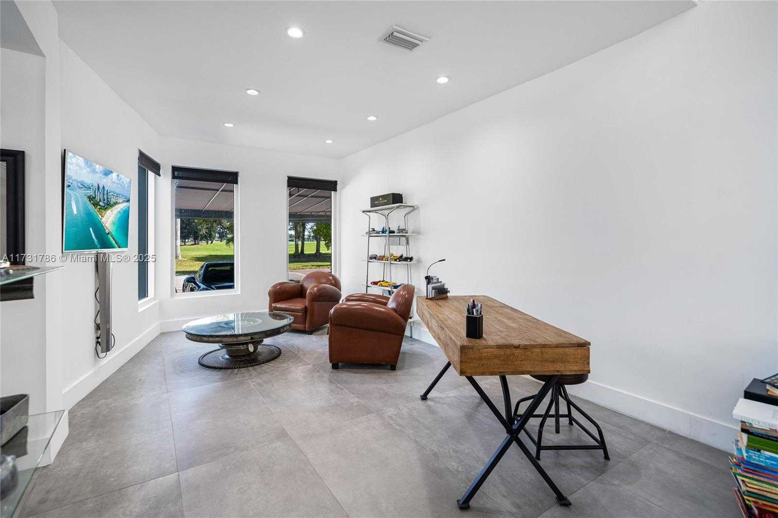 Small Image of 835 FAIRWAY DR, Miami Beach Number 7