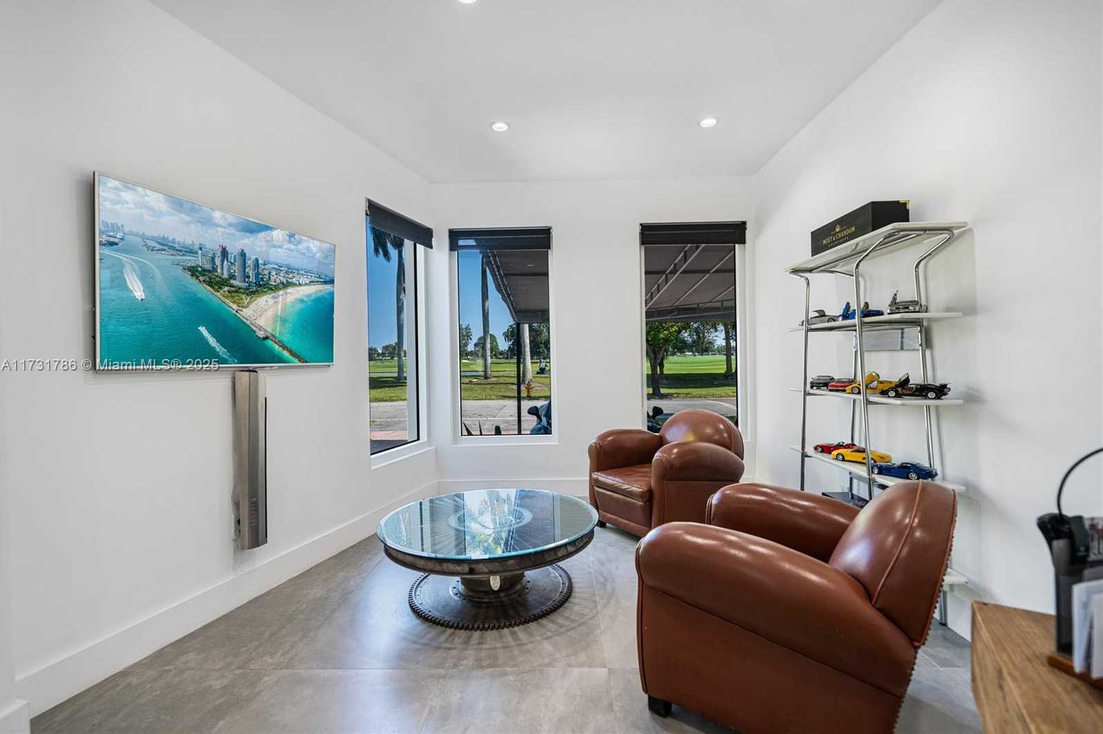 Small Image of 835 FAIRWAY DR, Miami Beach Number 8