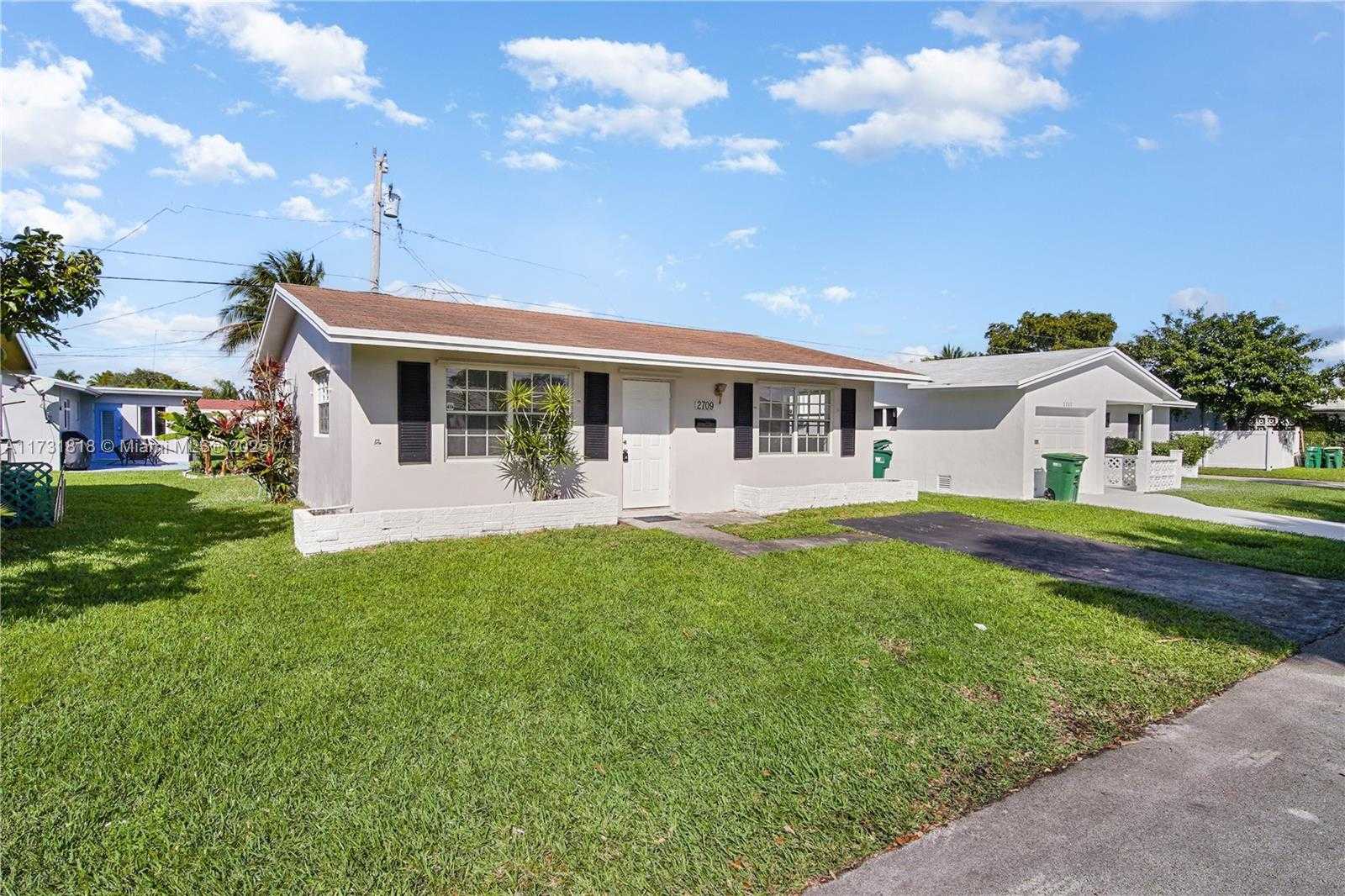 Small Image of 2709 NORTH WEST 54TH ST, Tamarac Number 7