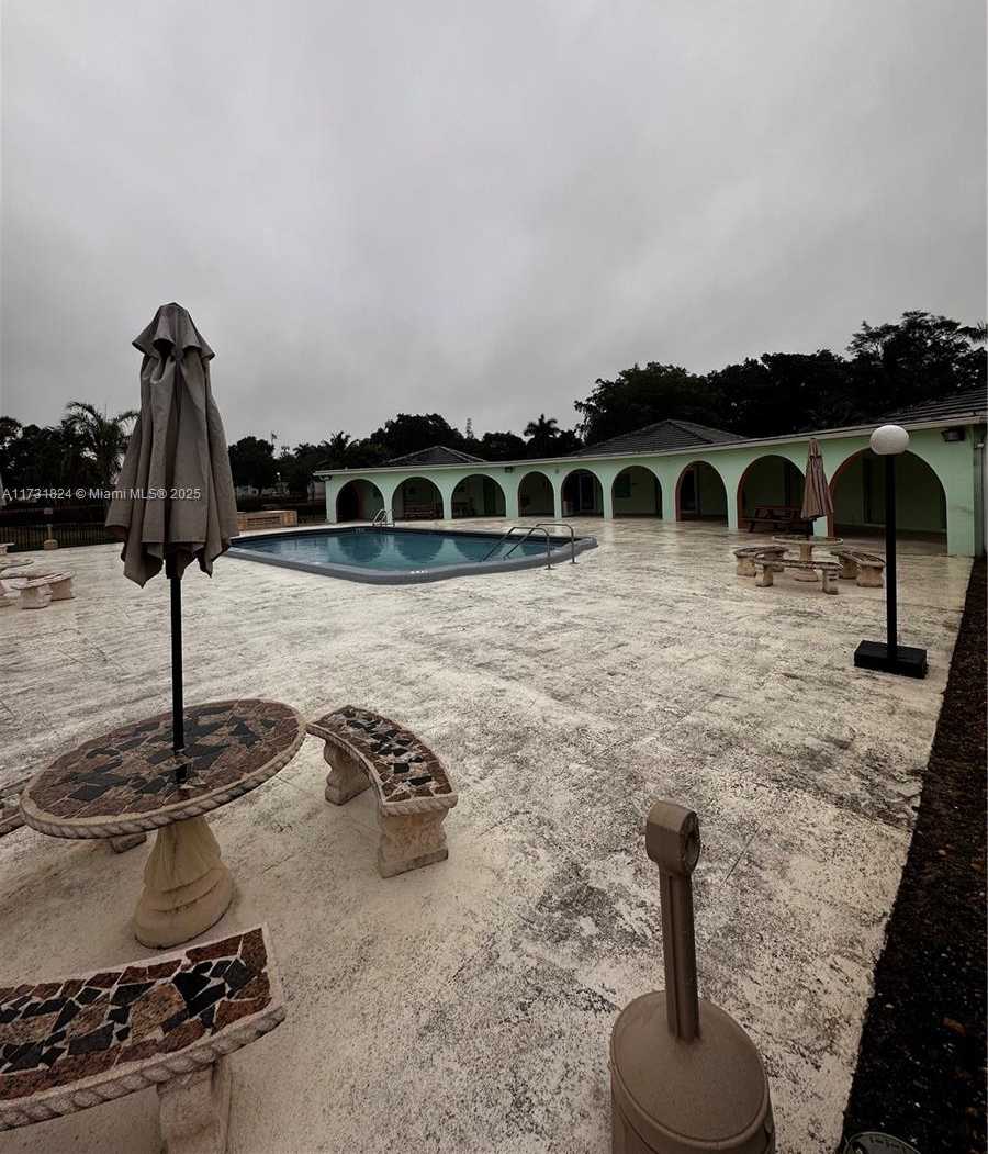 Small Image of 35250 SOUTH WEST 177 CT, Homestead Number 8