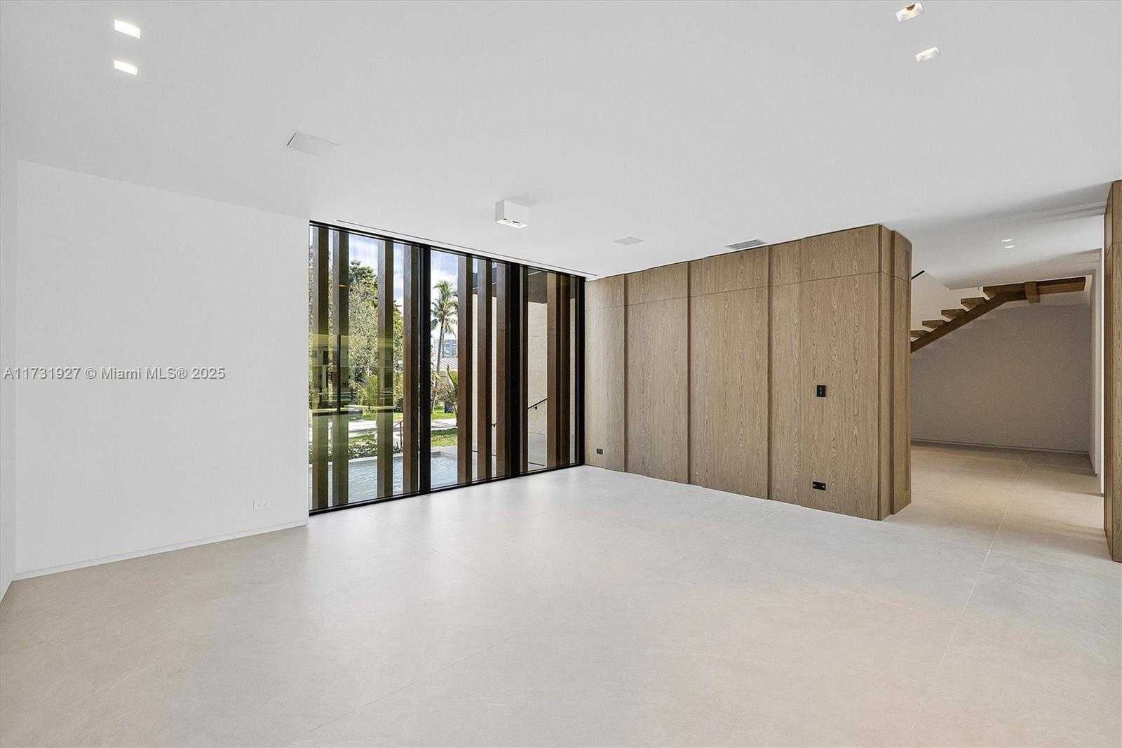 Small Image of 960 MARINER DR, Key Biscayne Number 19