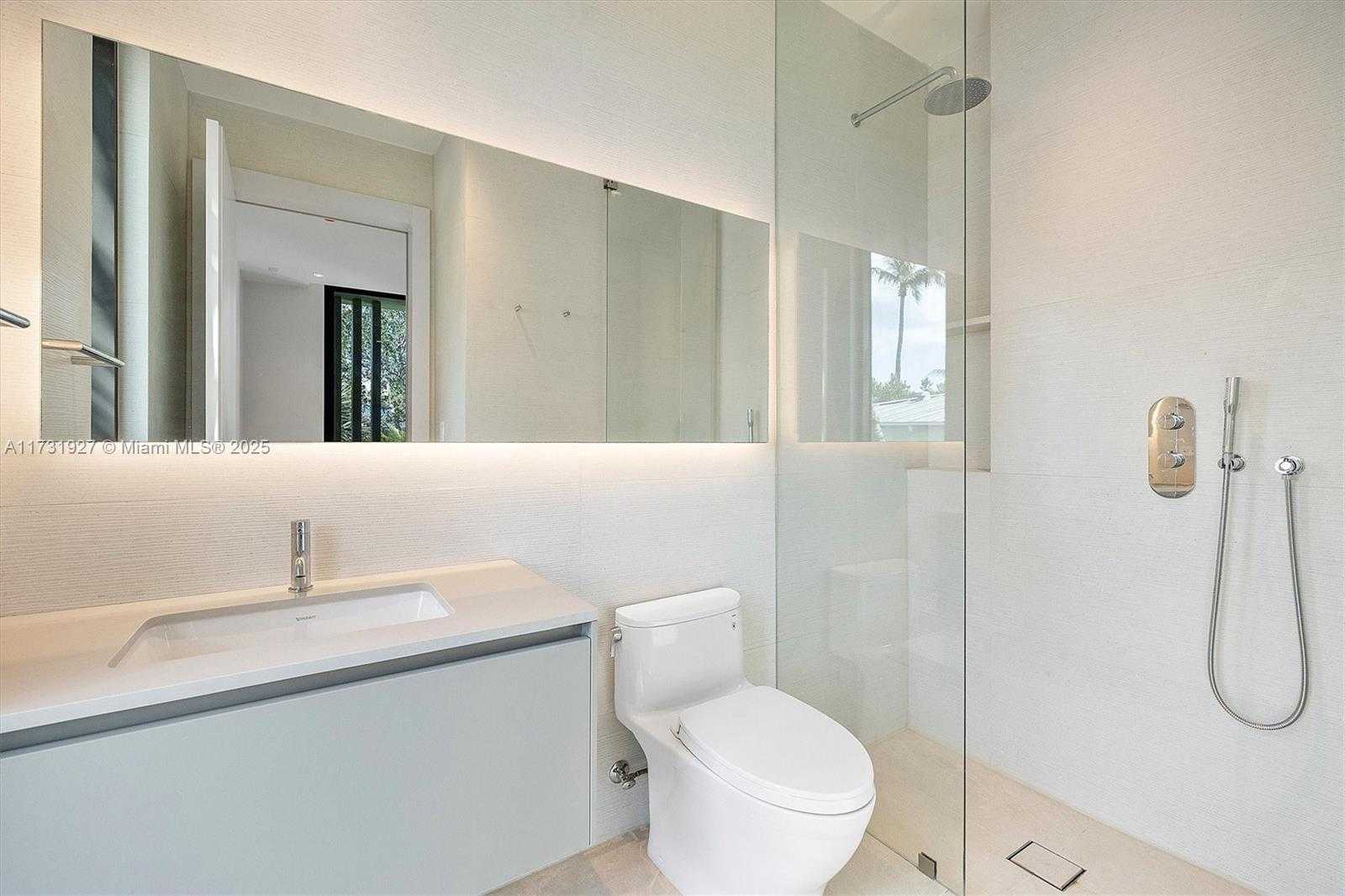 Small Image of 960 MARINER DR, Key Biscayne Number 34