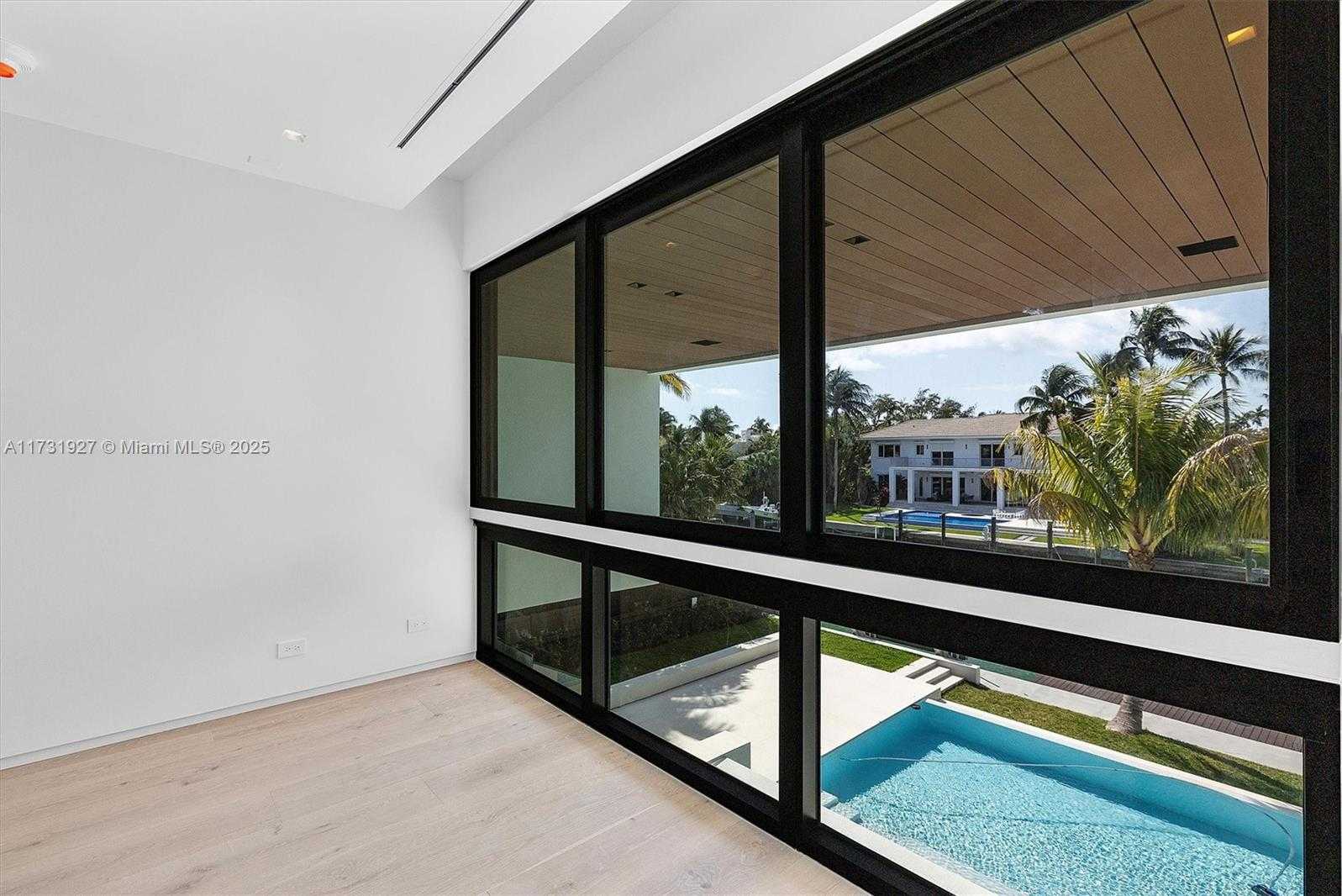 Small Image of 960 MARINER DR, Key Biscayne Number 40